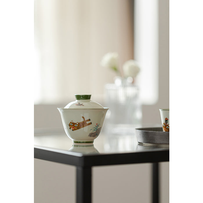Hand-Painted Gaiwan – Cat Chases Bird Celadon Tea Bowl 150ml