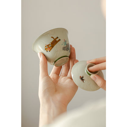 Hand-Painted Gaiwan – Cat Chases Bird Celadon Tea Bowl 150ml